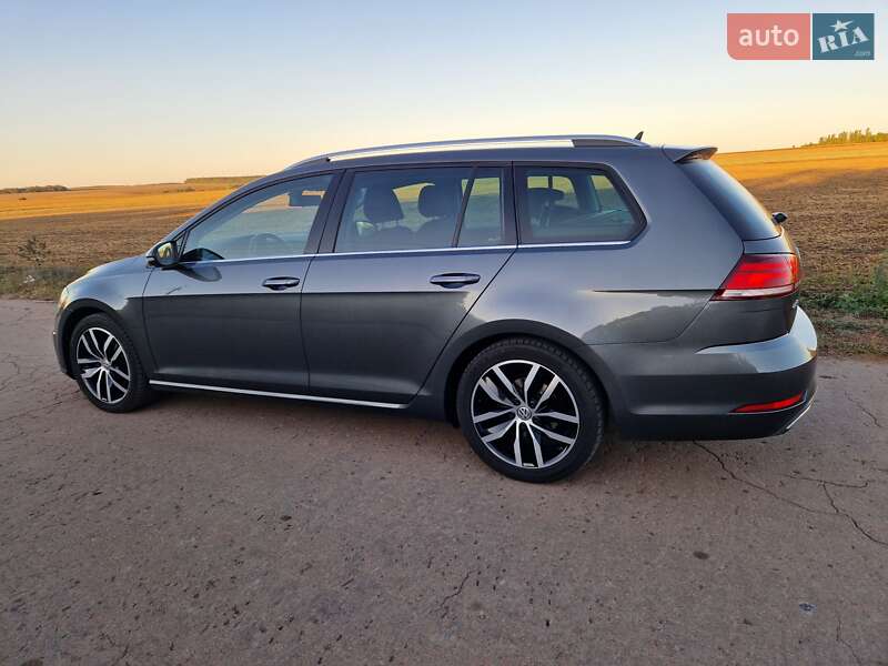 Универсал Volkswagen Golf 2019 в Кропивницком фото 27 Универсал Volkswagen Golf 2019 в Кропивницком