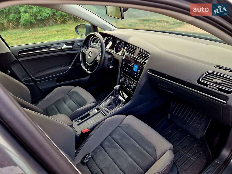 Универсал Volkswagen Golf 2019 в Кропивницком фото 38 Универсал Volkswagen Golf 2019 в Кропивницком