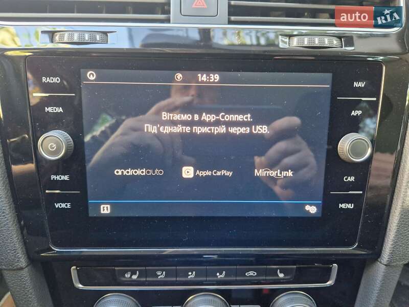 Универсал Volkswagen Golf 2019 в Кропивницком фото 43 Универсал Volkswagen Golf 2019 в Кропивницком