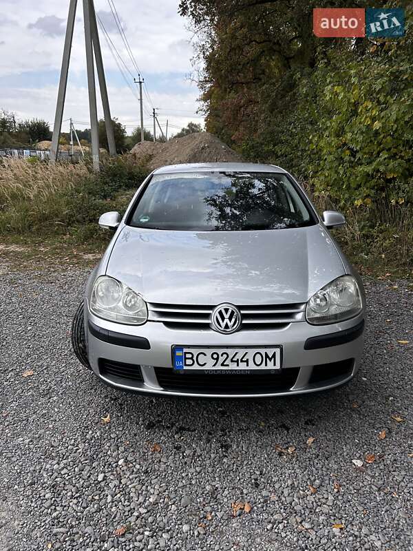 Volkswagen Golf 2005