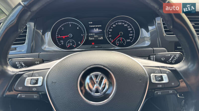 Универсал Volkswagen Golf 2020 в Калуше