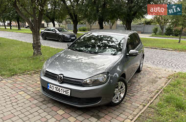Хэтчбек Volkswagen Golf 2009 в Мукачево