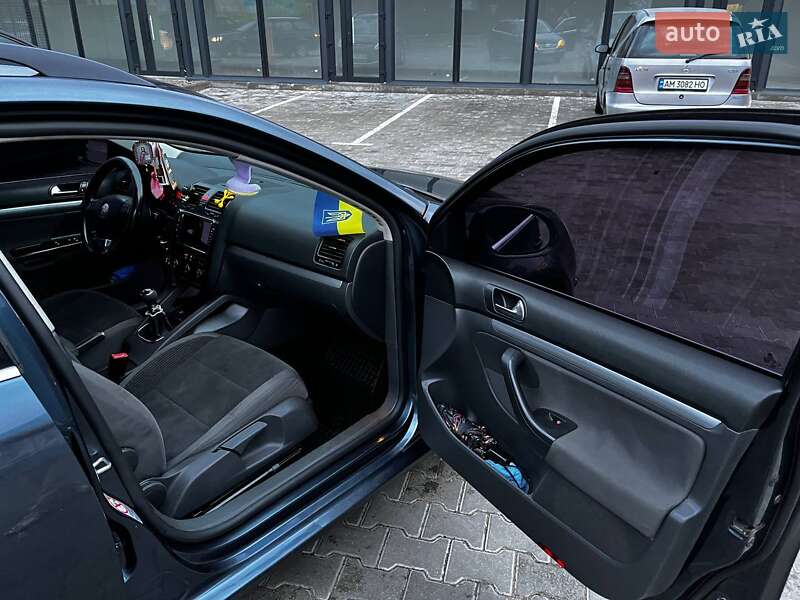 Универсал Volkswagen Golf 2008 в Черняхове фото 14 Универсал Volkswagen Golf 2008 в Черняхове