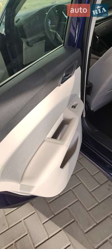 Хэтчбек Volkswagen Golf 2020 в Киеве фото 12 Хэтчбек Volkswagen Golf 2020 в Киеве