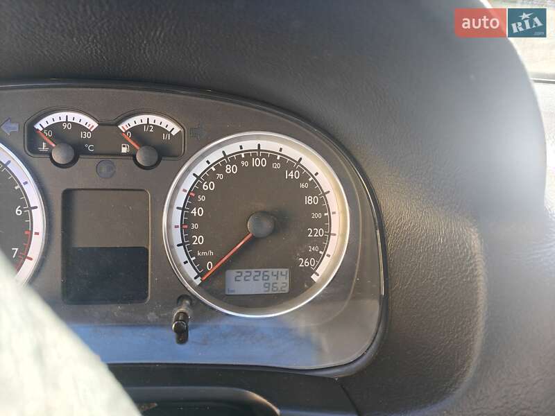 Универсал Volkswagen Golf 2004 в Умани фото 2 Универсал Volkswagen Golf 2004 в Умани