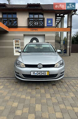 Універсал Volkswagen Golf 2014 в Сваляві
