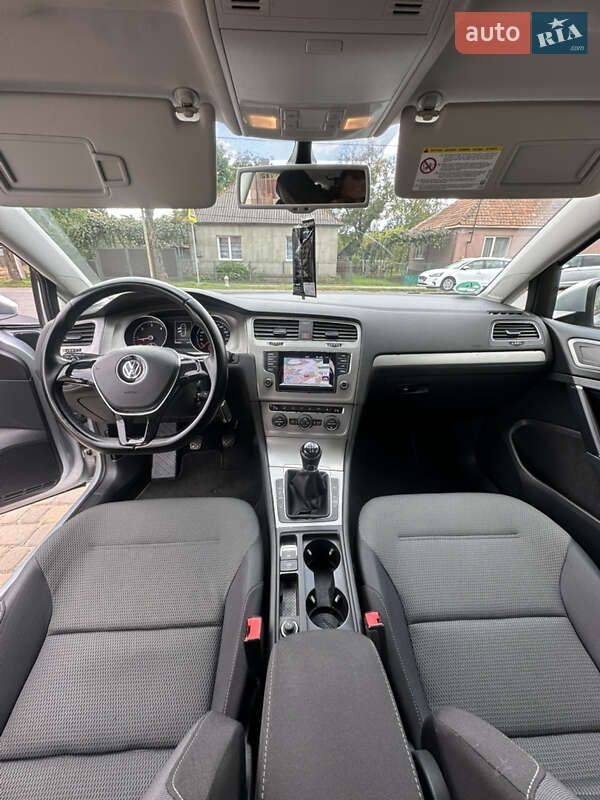 Універсал Volkswagen Golf 2014 в Сваляві фото 19 Універсал Volkswagen Golf 2014 в Сваляві