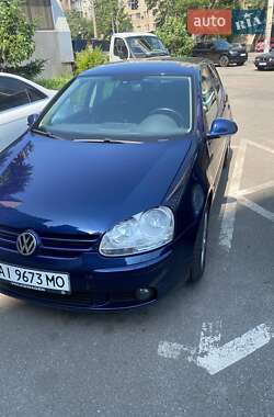 Хэтчбек Volkswagen Golf 2007 в Киеве