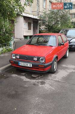 Хэтчбек Volkswagen Golf 1987 в Киеве