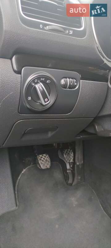 Универсал Volkswagen Golf 2010 в Надворной