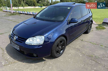 Хэтчбек Volkswagen Golf 2006 в Ладыжине