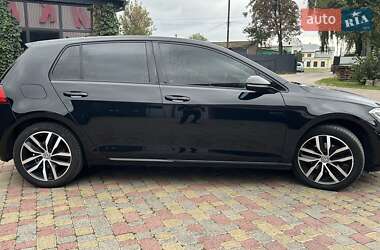 Хетчбек Volkswagen Golf 2019 в Житомирі