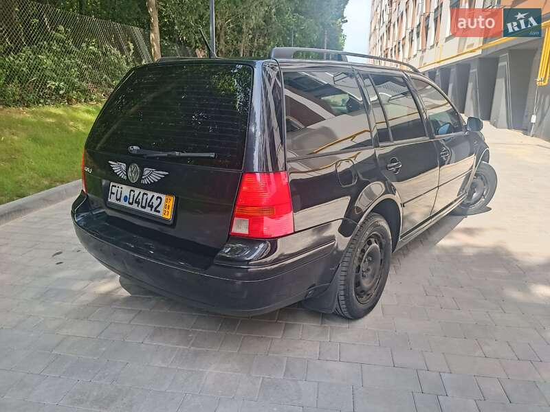 Універсал Volkswagen Golf 2002 в Вінниці