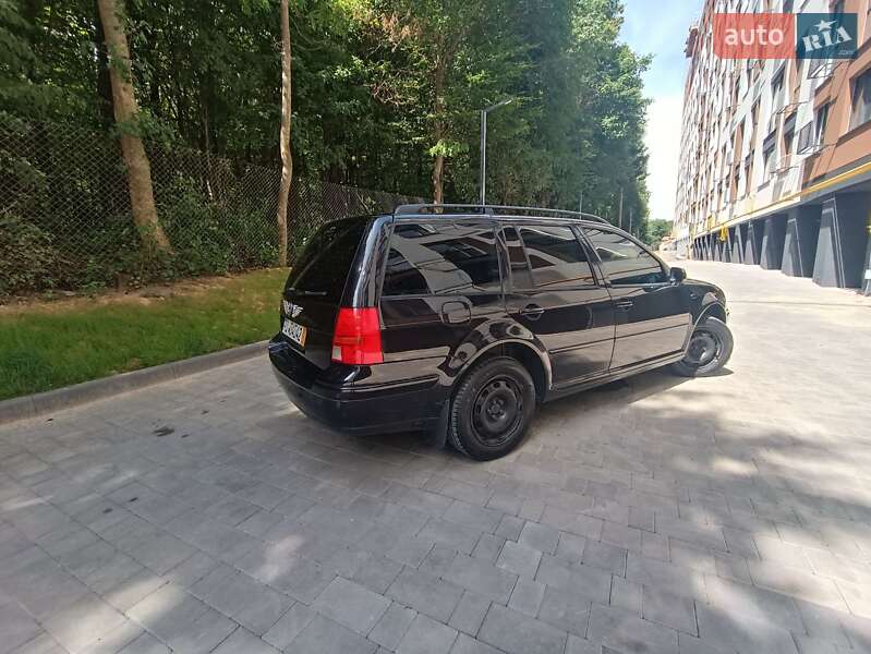 Універсал Volkswagen Golf 2002 в Вінниці