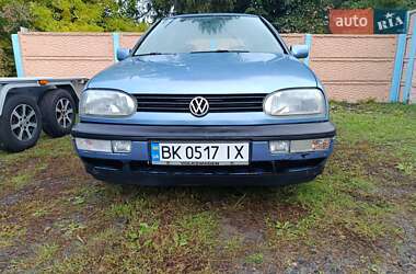 Хэтчбек Volkswagen Golf 1994 в Млинове