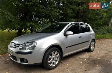 Хетчбек Volkswagen Golf 2003 в Богодухіву