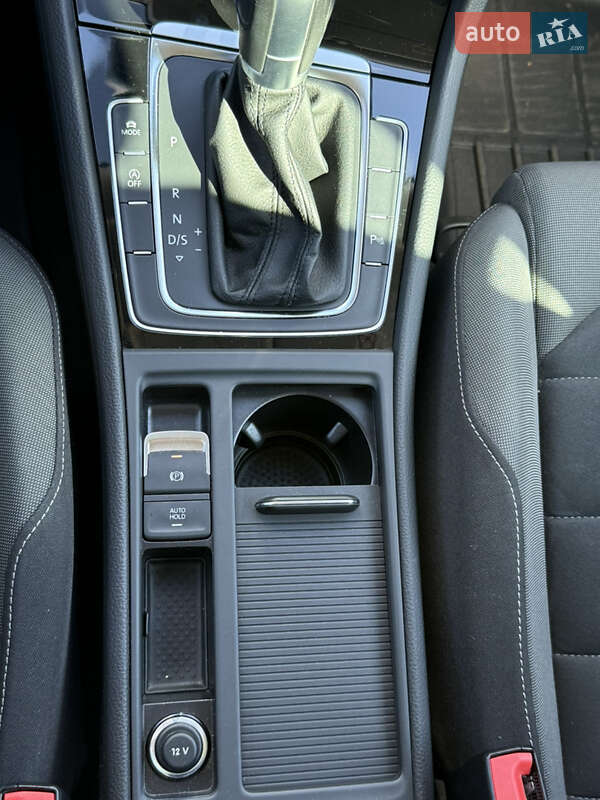 Універсал Volkswagen Golf 2017 в Харкові фото 30 Універсал Volkswagen Golf 2017 в Харкові