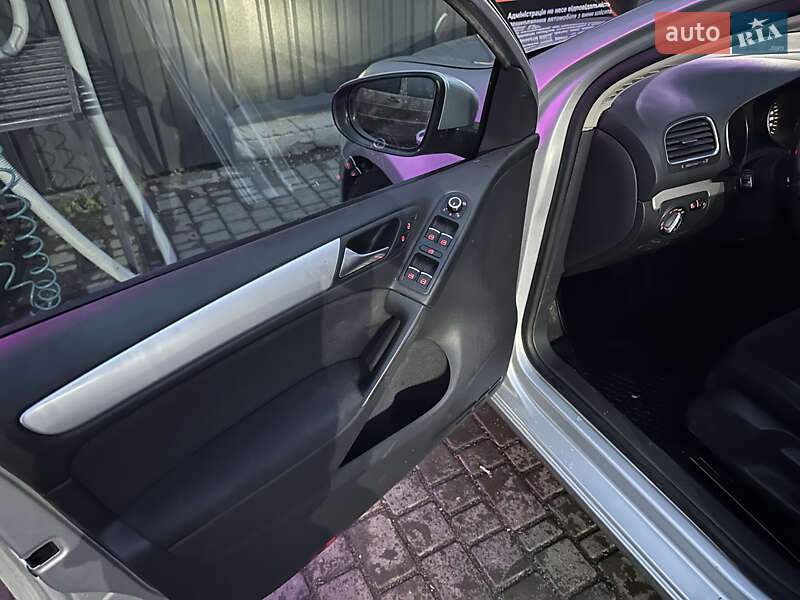 Хетчбек Volkswagen Golf 2009 в Умані фото 12 Хетчбек Volkswagen Golf 2009 в Умані