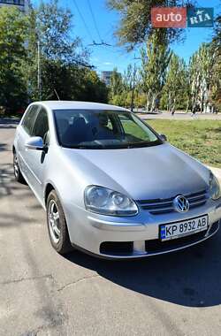 Хэтчбек Volkswagen Golf 2006 в Запорожье