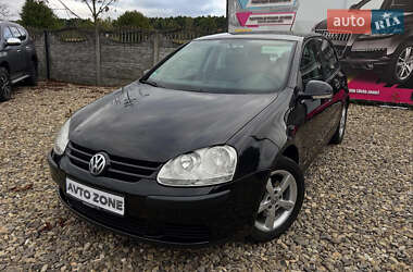 Хетчбек Volkswagen Golf 2005 в Коломиї