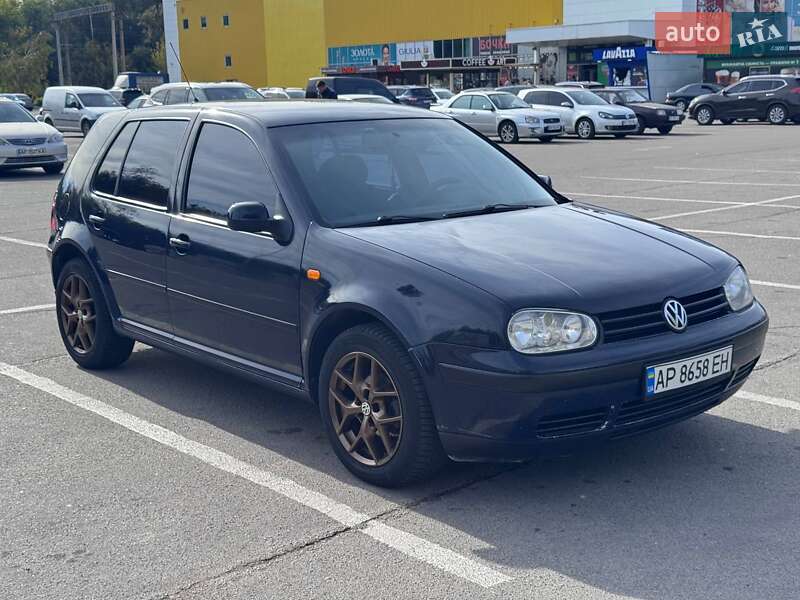 Volkswagen Golf 1998