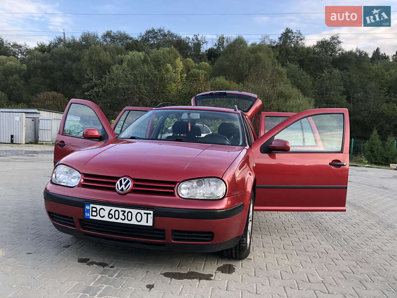 Volkswagen Golf 2000
