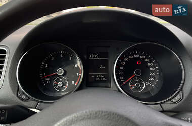 Хэтчбек Volkswagen Golf 2009 в 