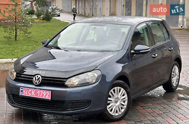 Хэтчбек Volkswagen Golf 2010 в Чорткове