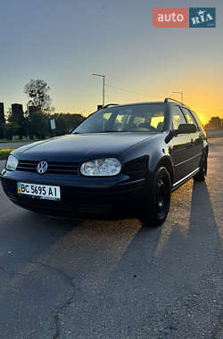 Универсал Volkswagen Golf 2000 в Львове