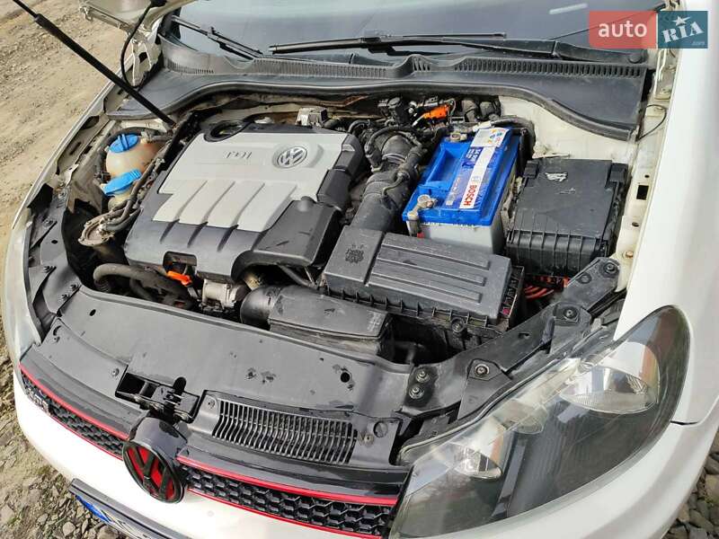 Хетчбек Volkswagen Golf 2011 в Ковелі