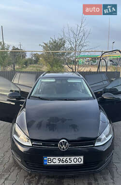 Универсал Volkswagen Golf 2015 в Львове