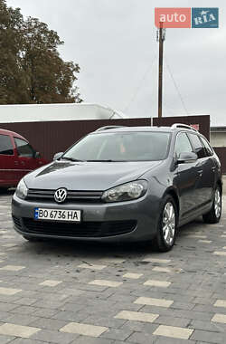 Универсал Volkswagen Golf 2010 в Бучаче