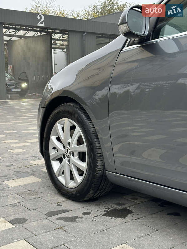 Універсал Volkswagen Golf 2010 в Бучачі