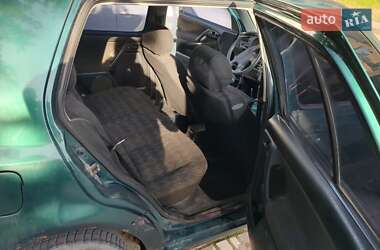 Хэтчбек Volkswagen Golf 1997 в Старичах