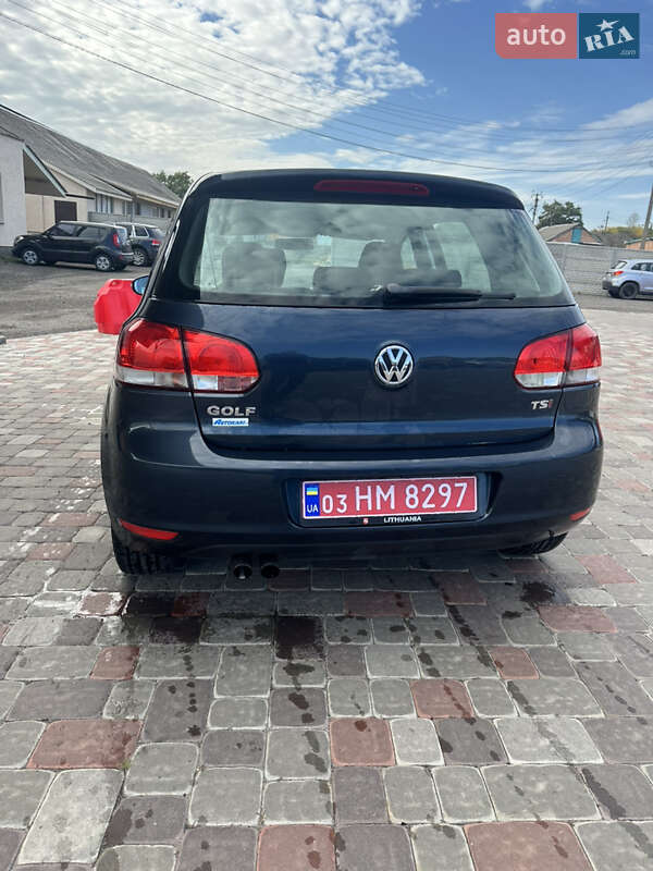 Хэтчбек Volkswagen Golf 2009 в Великой Багачке