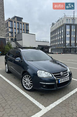 Універсал Volkswagen Golf 2008 в Києві