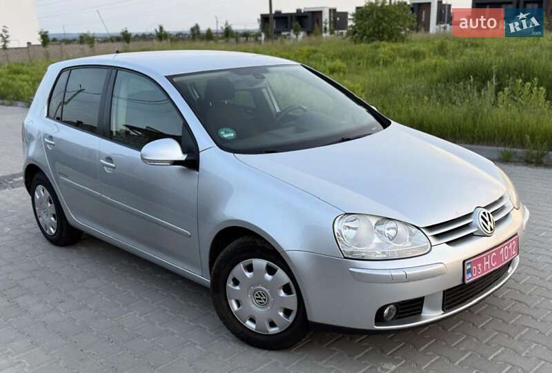 Хетчбек Volkswagen Golf 2007 в Чернігові