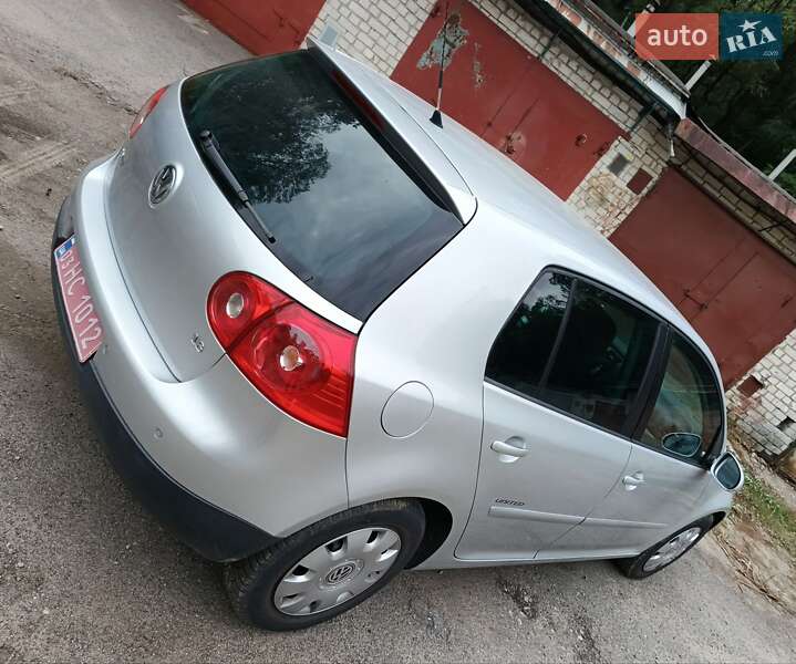 Хетчбек Volkswagen Golf 2007 в Чернігові