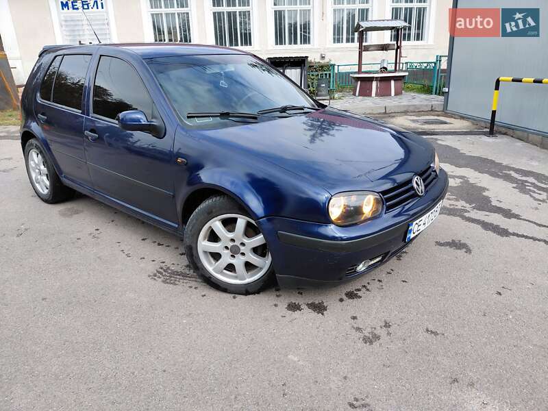 Хэтчбек Volkswagen Golf 2002 в Сокирянах