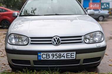 Універсал Volkswagen Golf 2003 в Глухові