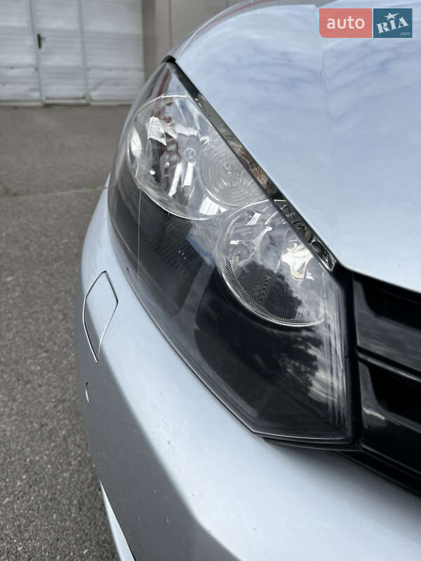 Універсал Volkswagen Golf 2010 в Кривому Розі