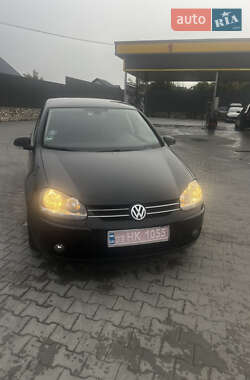 Хэтчбек Volkswagen Golf 2008 в Тернополе