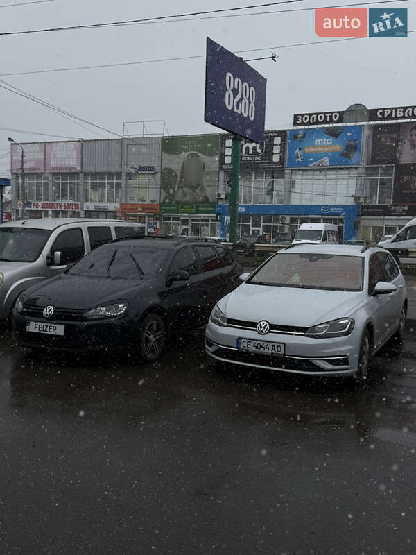Універсал Volkswagen Golf 2013 в Чернівцях