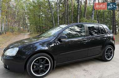 Хэтчбек Volkswagen Golf 2006 в Ахтырке