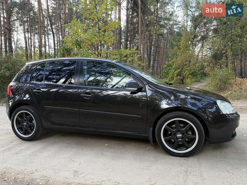 Хетчбек Volkswagen Golf 2006 в Охтирці фото 5 Хетчбек Volkswagen Golf 2006 в Охтирці