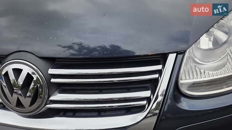 Універсал Volkswagen Golf 2008 в Києві
