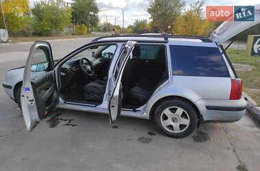 Универсал Volkswagen Golf 1999 в Покрове