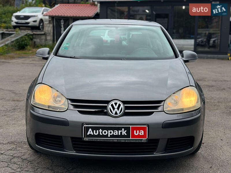 Хетчбек Volkswagen Golf 2005 в Вінниці