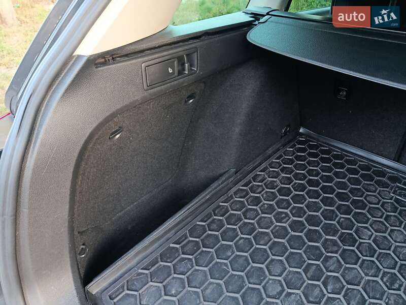 Універсал Volkswagen Golf 2016 в Києві