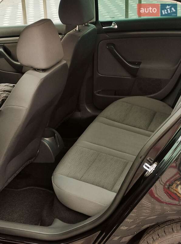 Хетчбек Volkswagen Golf 2008 в Полтаві